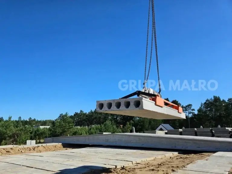 stropy sprężone HC