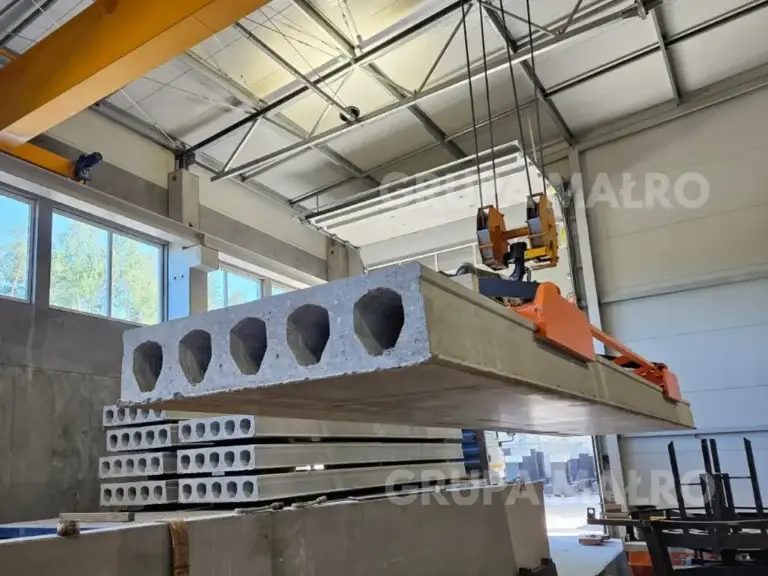 stropy sprężone HC