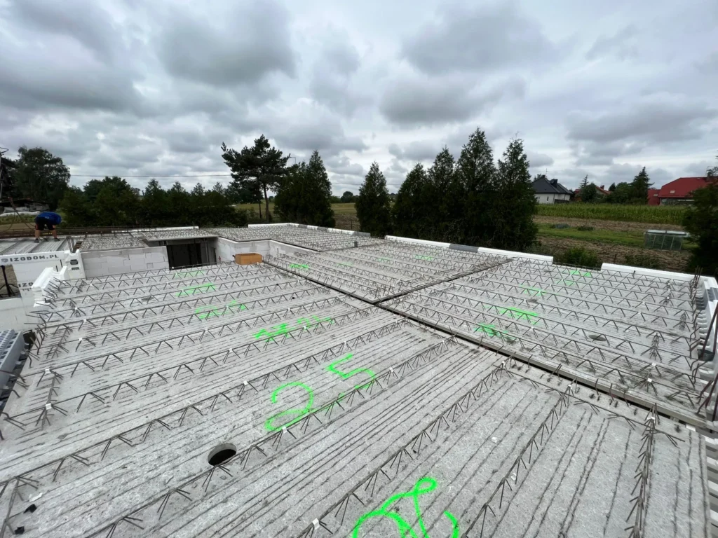 montaż płyt filigranowych